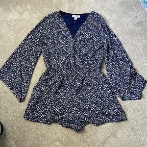 Arizona Jean Co blue and white floral romper